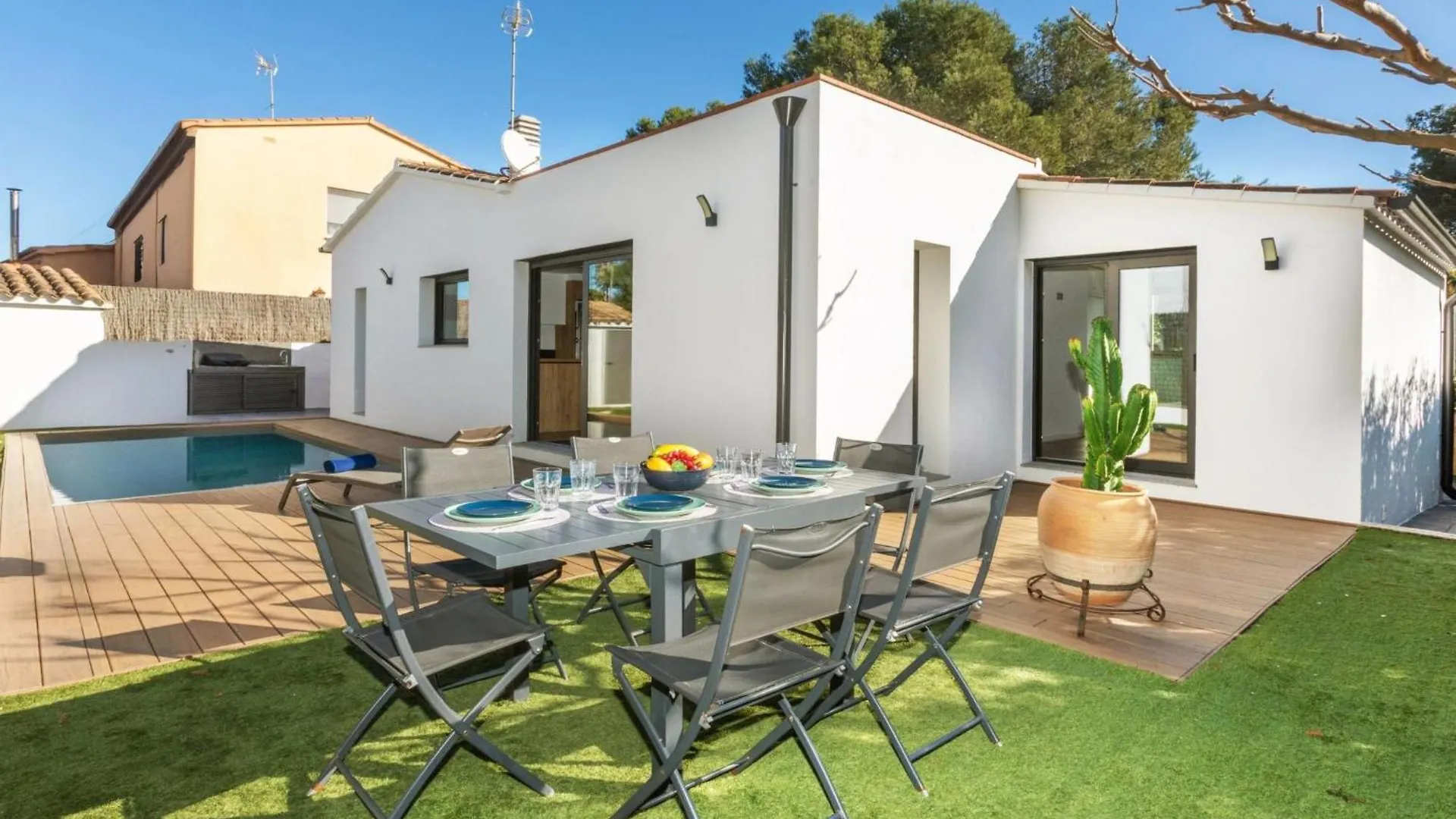 Holiday Home La Manzaneta By Interhome Calonge  Spain